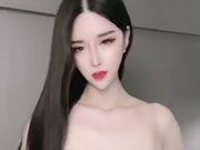 Asyalı sürtük çıplak dans ve mastürbasyon