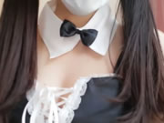 Çinli sevimli kız büyük göğüsler